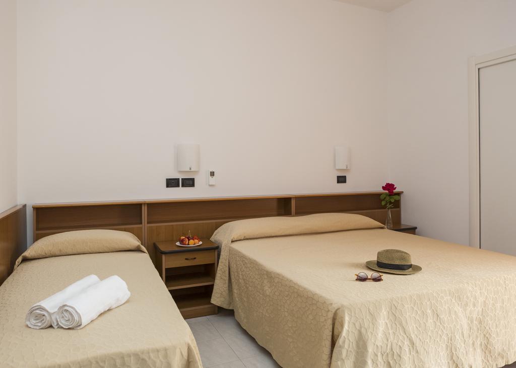 Hotel Villa Tosi Bellaria-Igea Marina Zimmer foto
